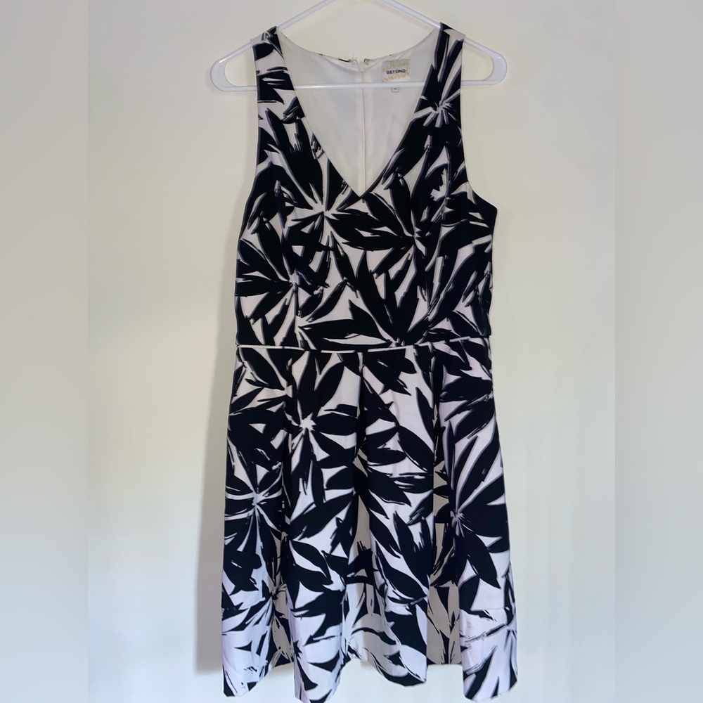 Ashley Graham Tropical Print Dress